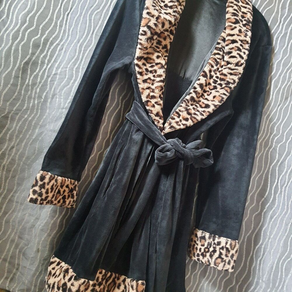 Betsey Johnson Intimates Womens Large Leopard Trim Robe Plush Bathrobe Pockets